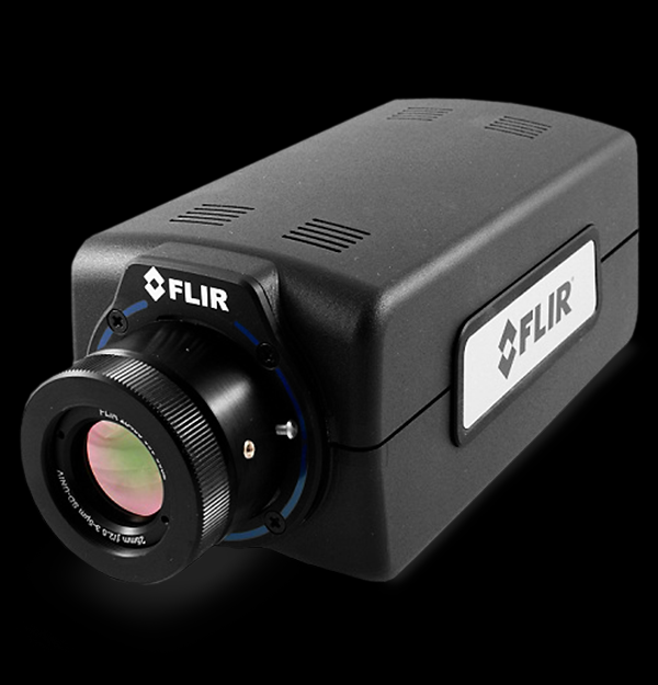 赤外線カメラ FLIR A6703c